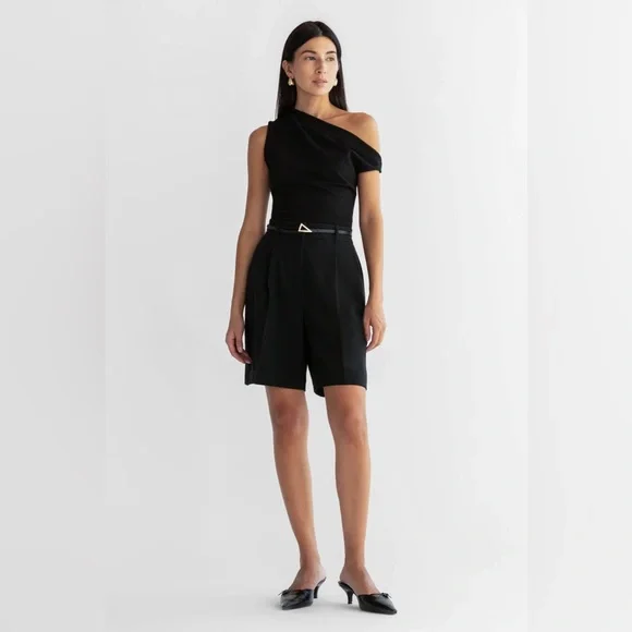 OAK & FORT ASYMMETRIC OFF THE SHOULDER TANK - NWOT - Picture 3 of 6